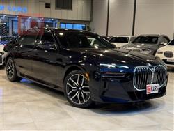 بي ام دبليو الفئة 7